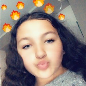 Meet your Posher, Riley